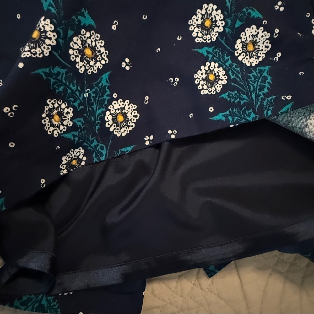🌺𝗡𝗪𝗧:𝗜𝗡𝗛𝗘𝗥𝗜𝗧 𝗕𝗥𝗢𝗢𝗞𝗘 FLORAL 𝗠𝗜𝗗𝗜 𝗦𝗞𝗜𝗥𝗧 - Picture 7 of 10